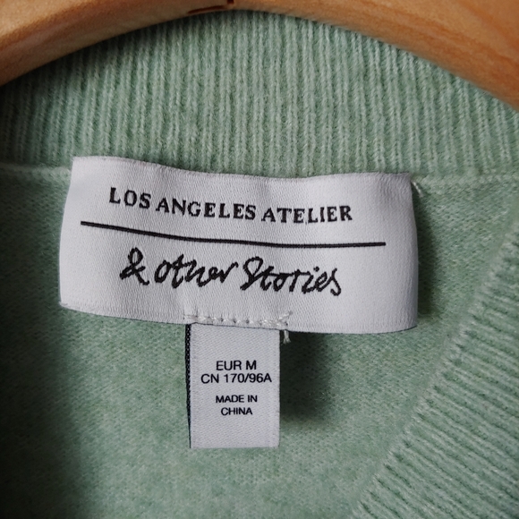 & Other Stories Mock Neck Twist Detail Knit Sweater Cropped Size M - Picture 14 of 16